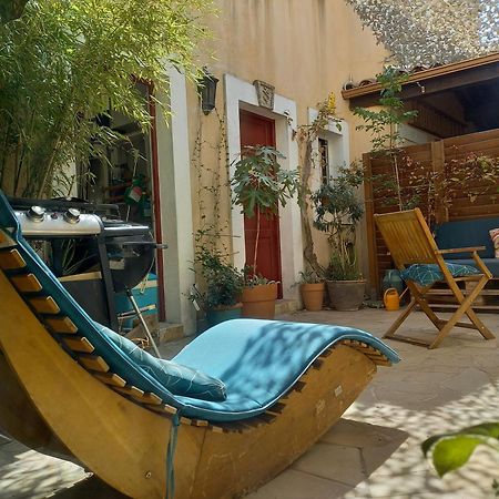 Studio Cosy A 10 Minutes De Nimes Bed and Breakfast Bouillargues Exteriör bild