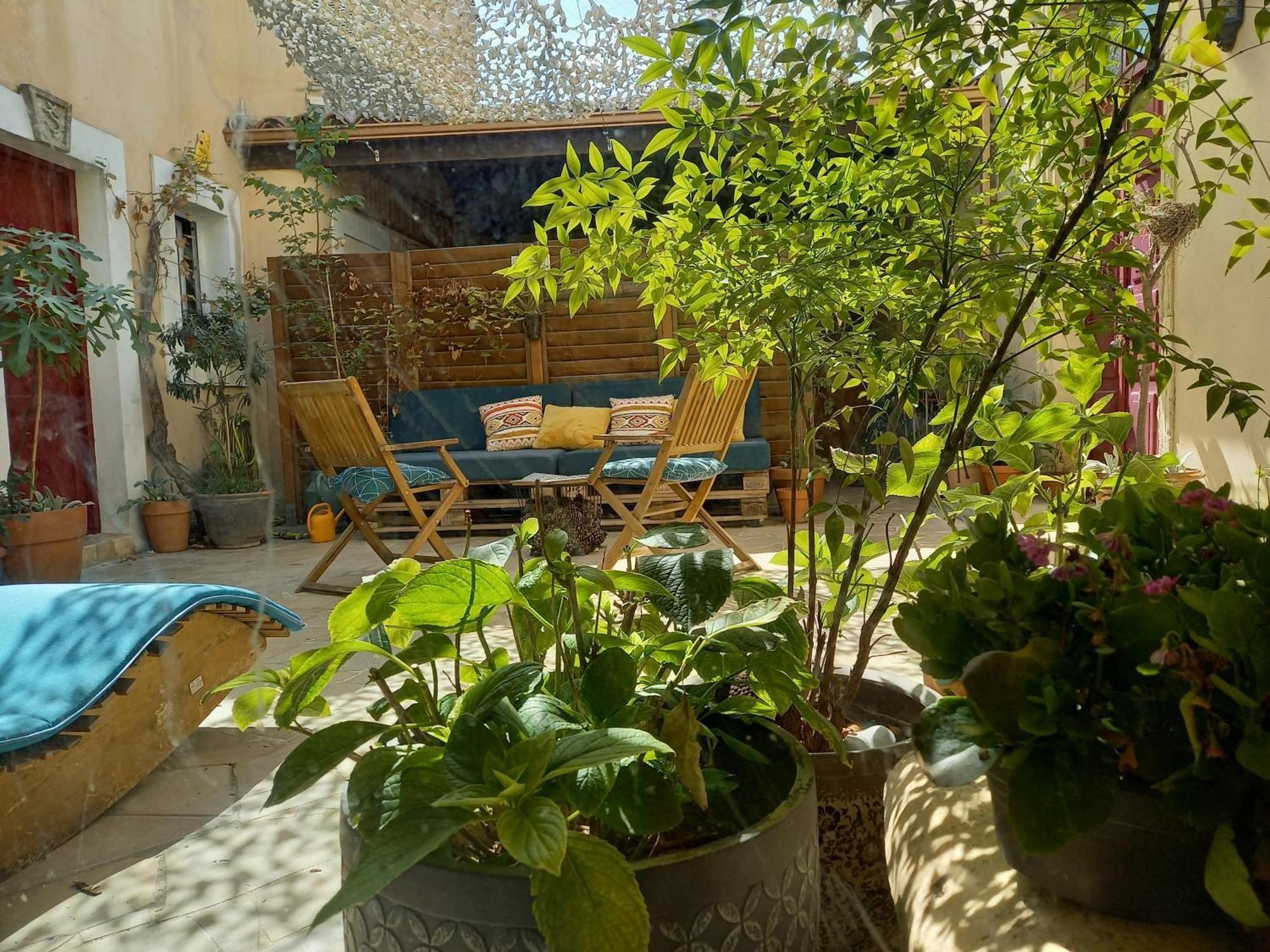 Studio Cosy A 10 Minutes De Nimes Bed and Breakfast Bouillargues Exteriör bild